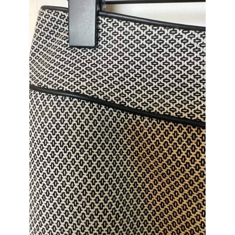 The Limited Black & White Patterned Lined Pencil Skirt Women's Size 6